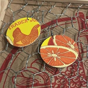 Trader Joe’s earrings circle orange chicken recycled gift card